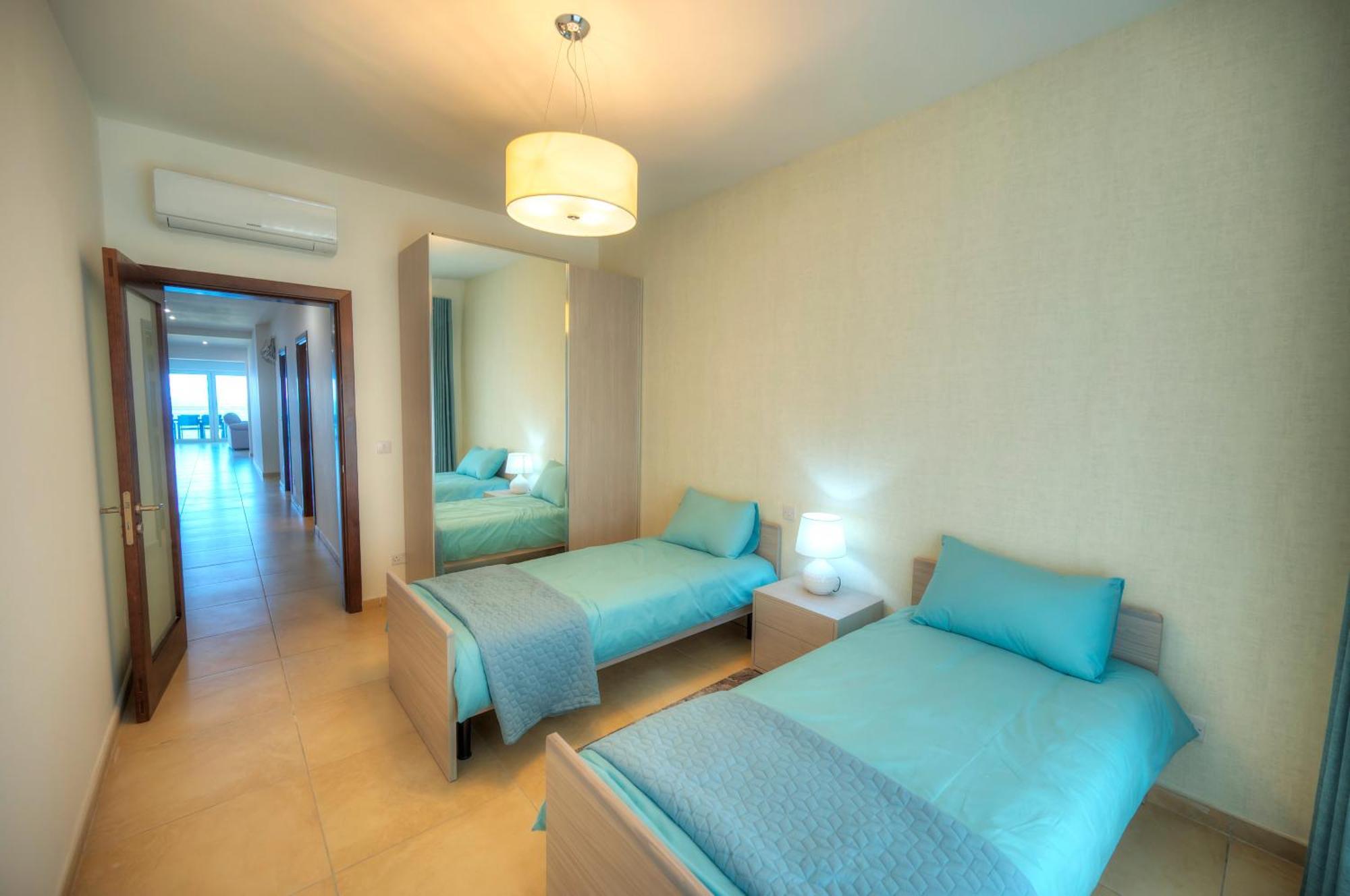 Fort Cambridge Apartments Слима Екстериор снимка