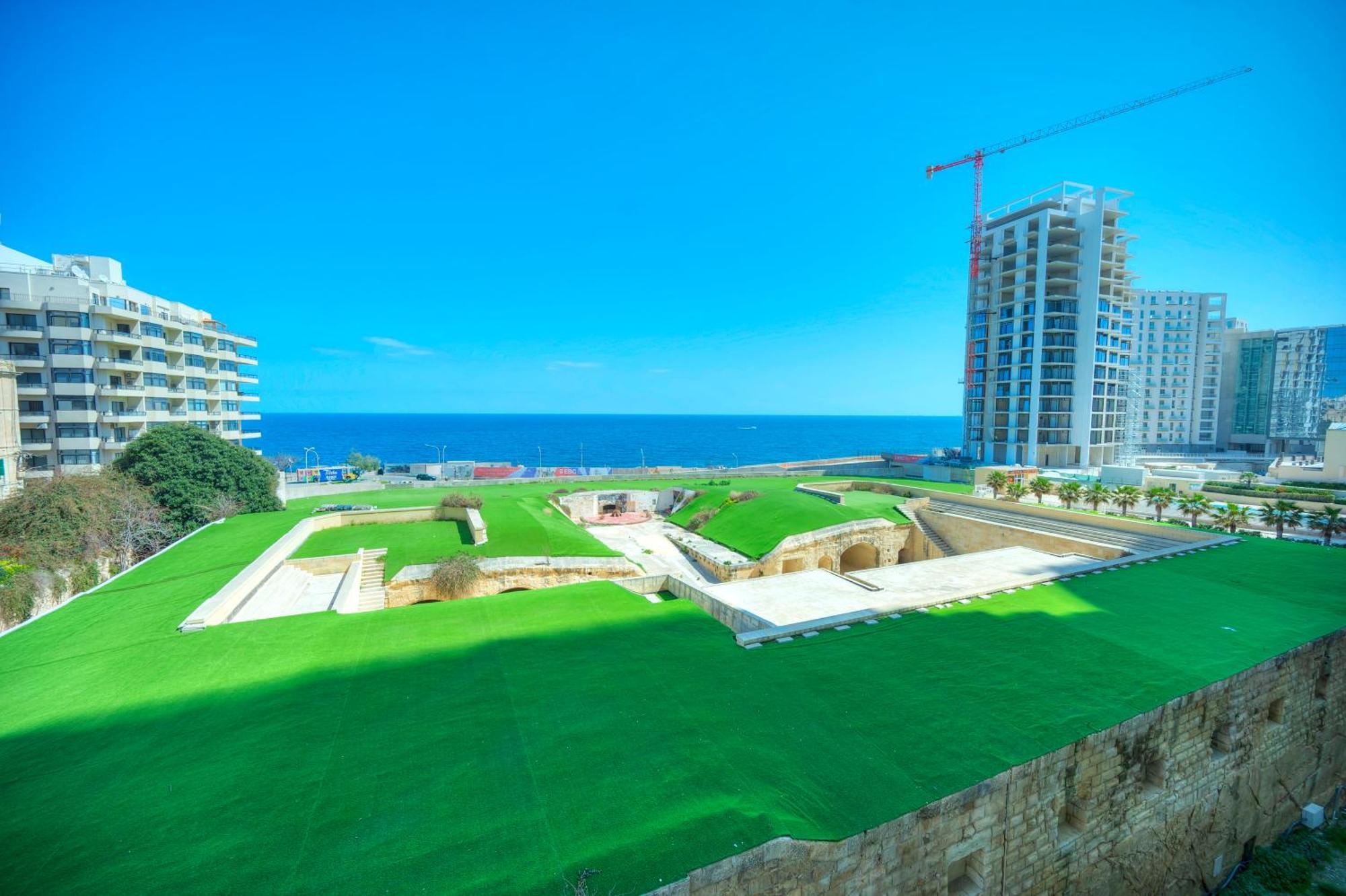 Fort Cambridge Apartments Слима Екстериор снимка