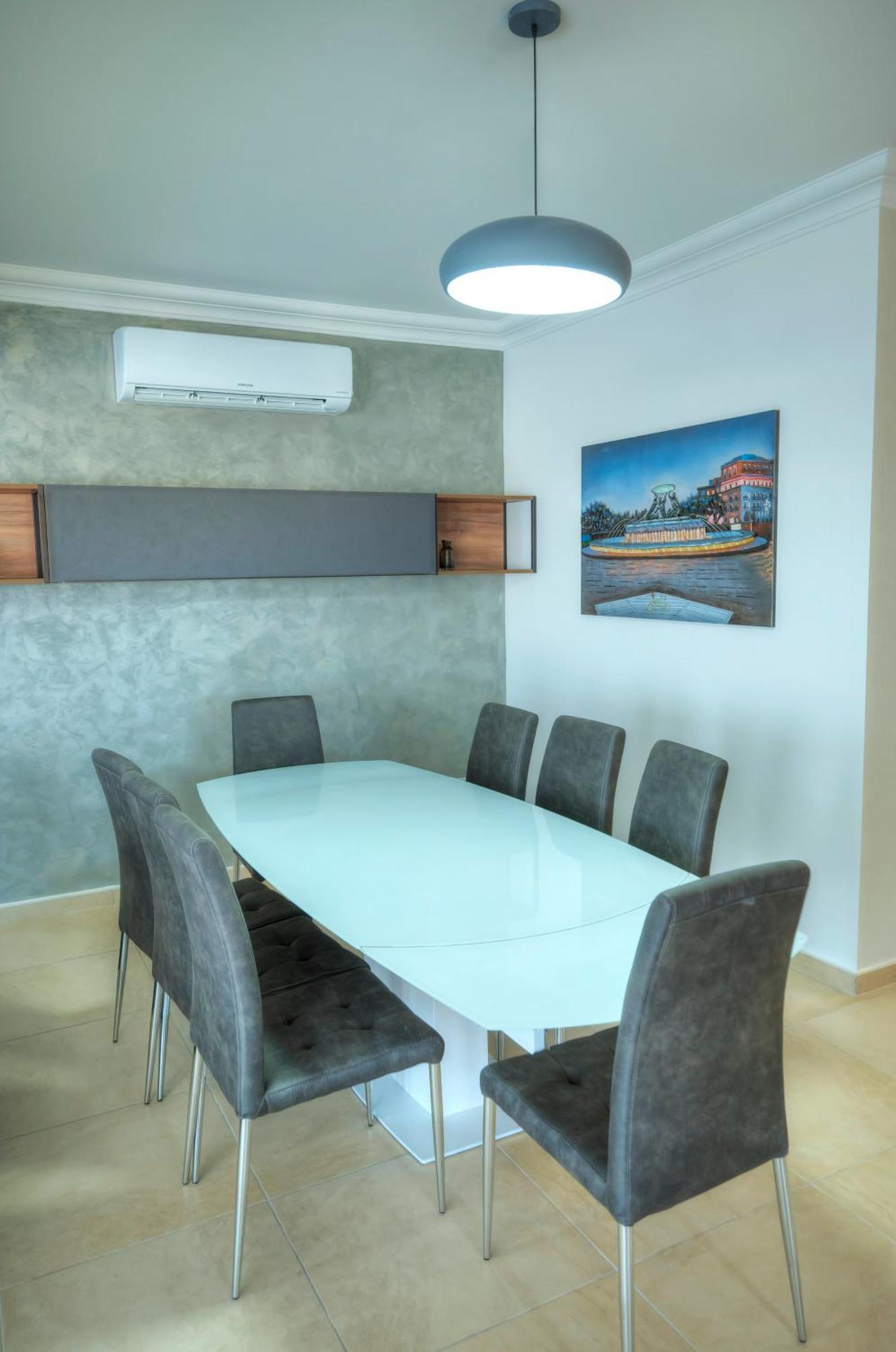 Fort Cambridge Apartments Слима Екстериор снимка