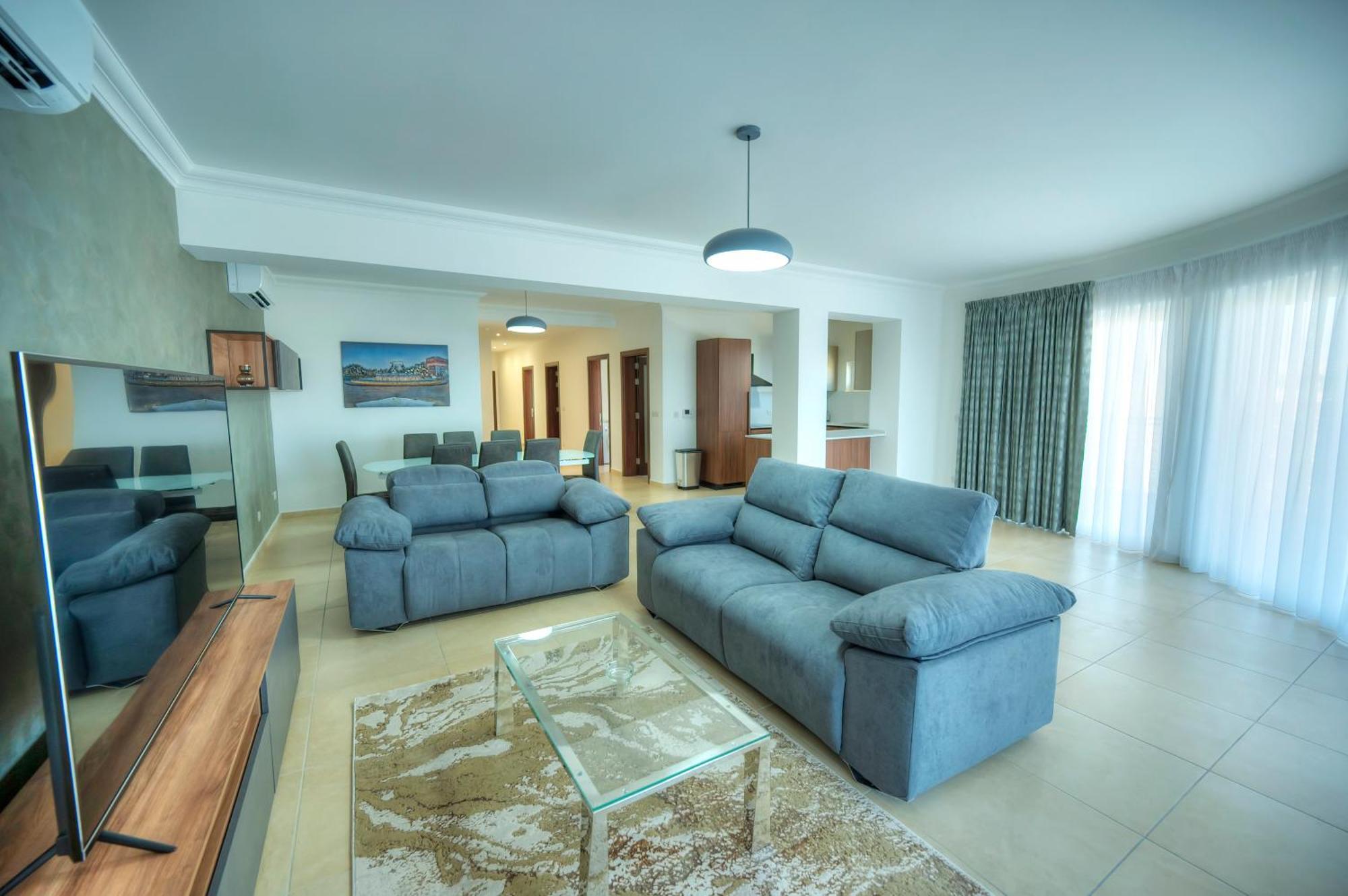 Fort Cambridge Apartments Слима Екстериор снимка