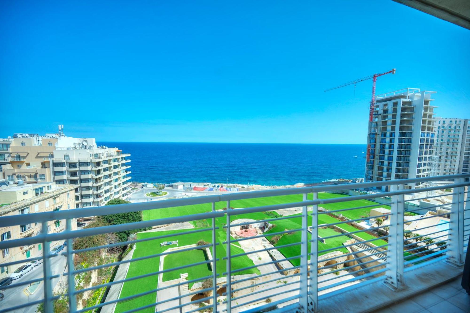 Fort Cambridge Apartments Слима Екстериор снимка