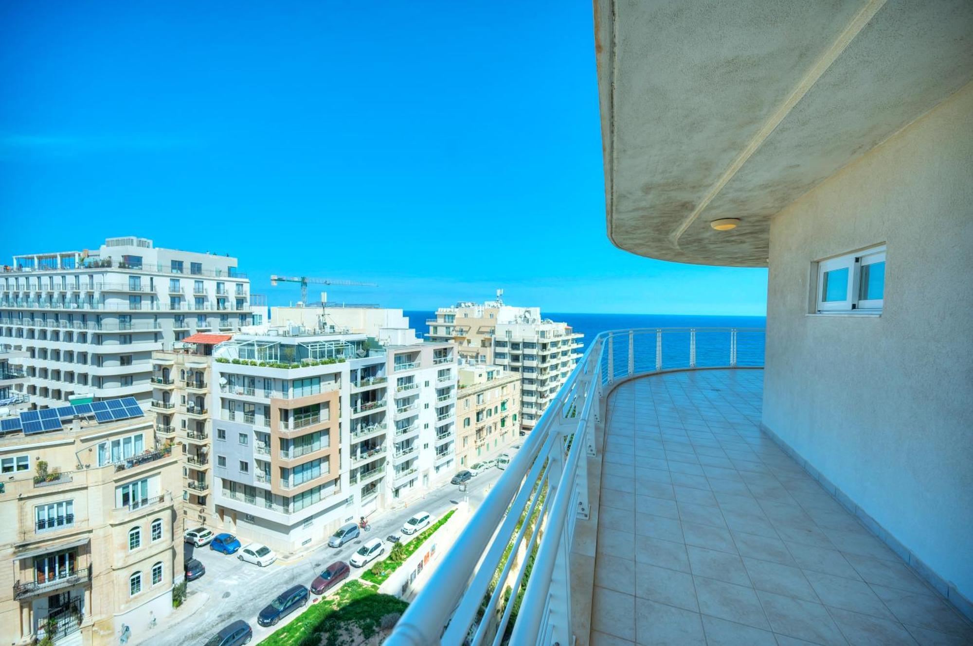 Fort Cambridge Apartments Слима Екстериор снимка